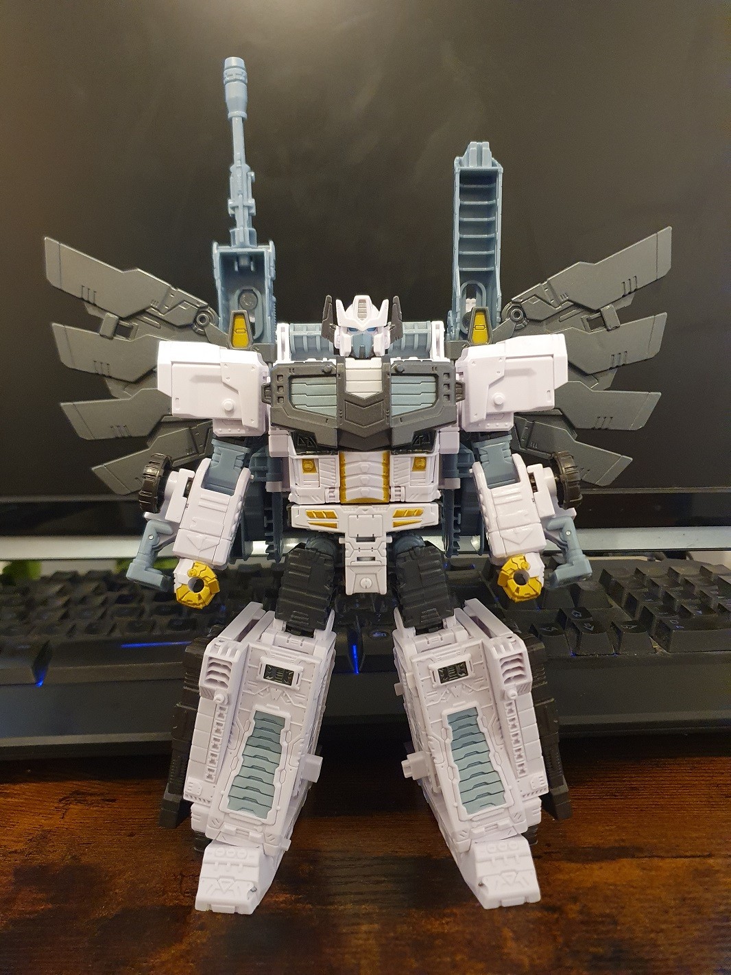 Transformers News: In Hand Images of Legacy Trashmaster, Bludgeon and New IDW Figures Transformers News: In Hand Images of Legacy Trashmaster, Bludgeon and New IDW Figures