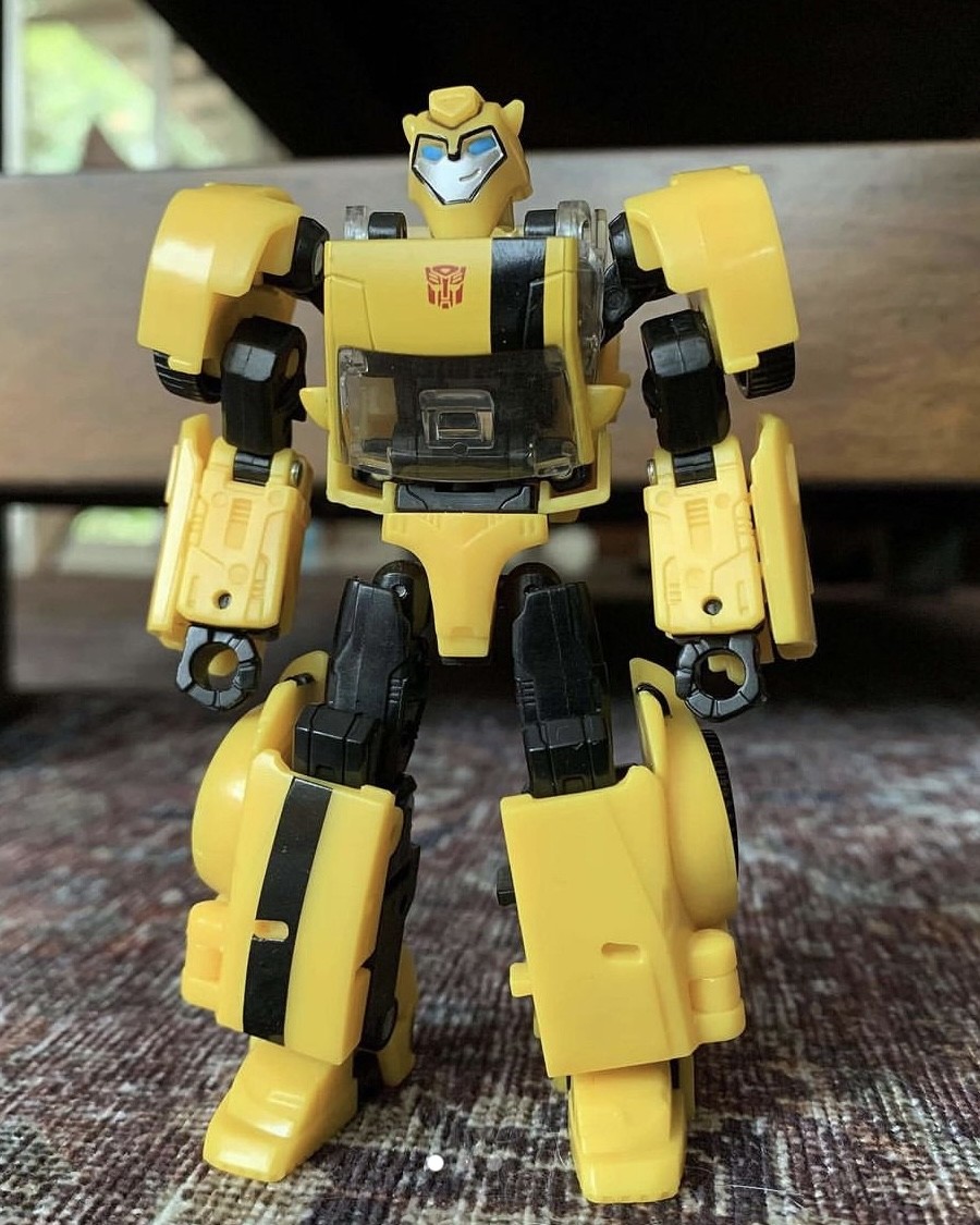 Transformers News: Legacy Deluxe Animated Bumblebee images found Transformers News: Legacy Deluxe Animated Bumblebee images found