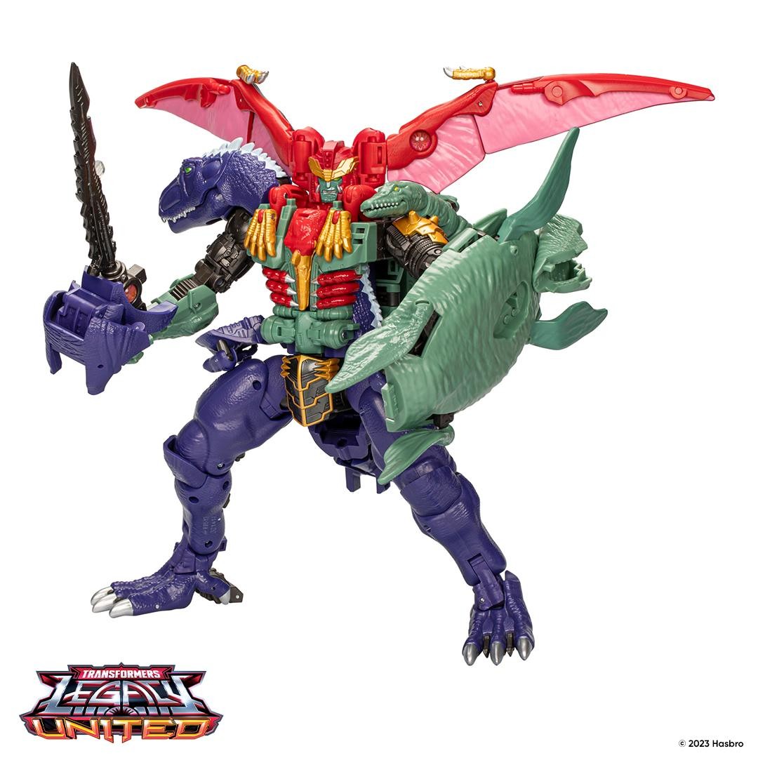 Transformers News: Preorders and Official Images for Commander Magmatron