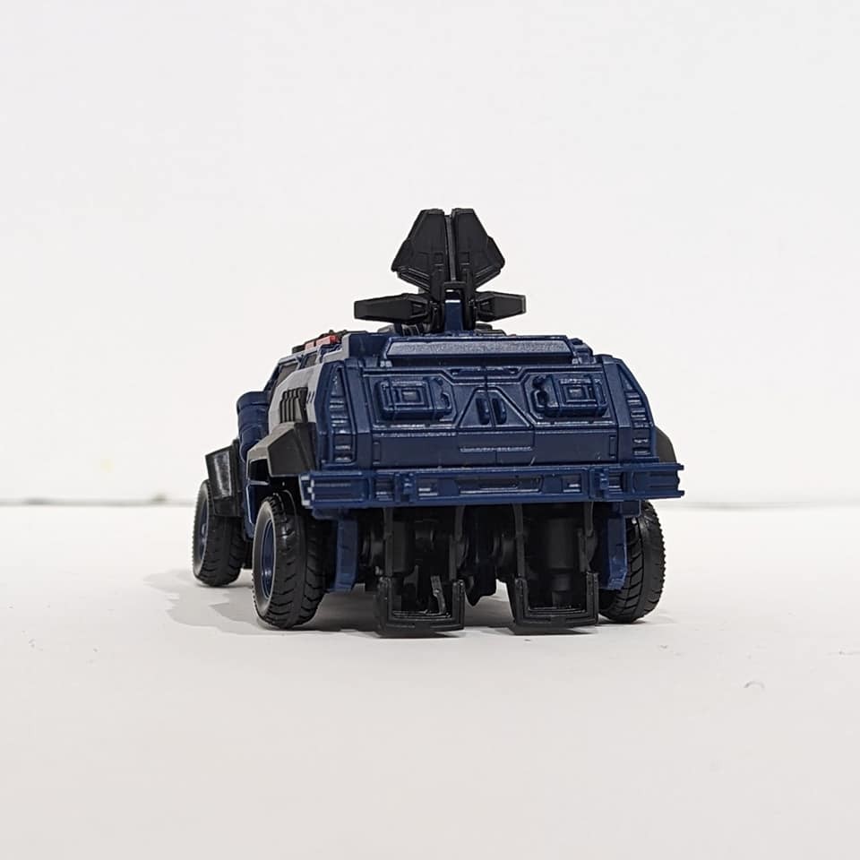 Transformers News: Comparison between Reactivate Soundwave's Toy and Game Model Transformers News: Comparison between Reactivate Soundwave's Toy and Game Model