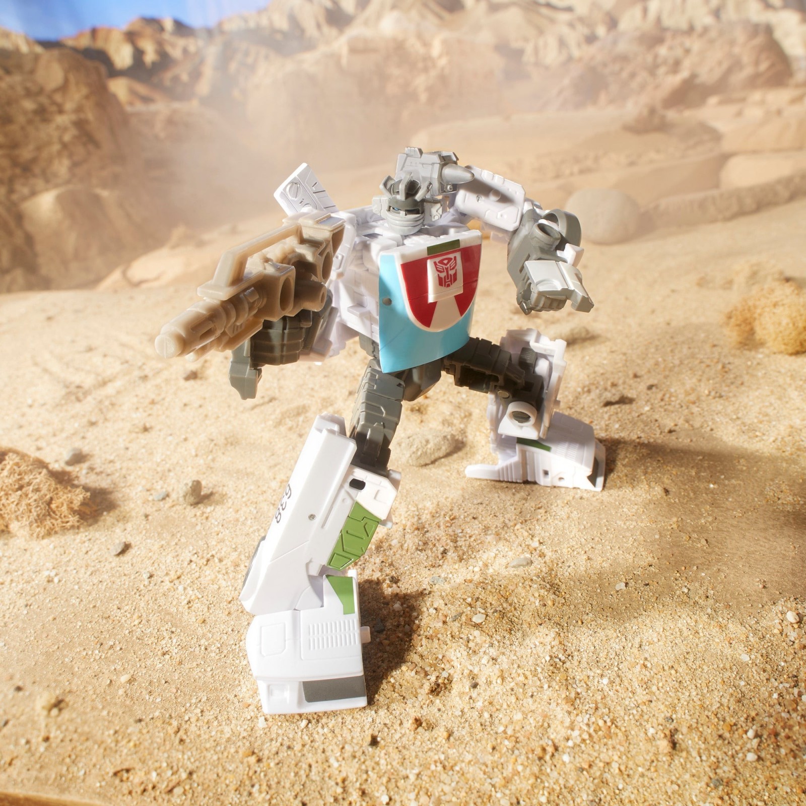 Transformers News: Generations Selects Autobots Stand United 5 pack Officially Revealed