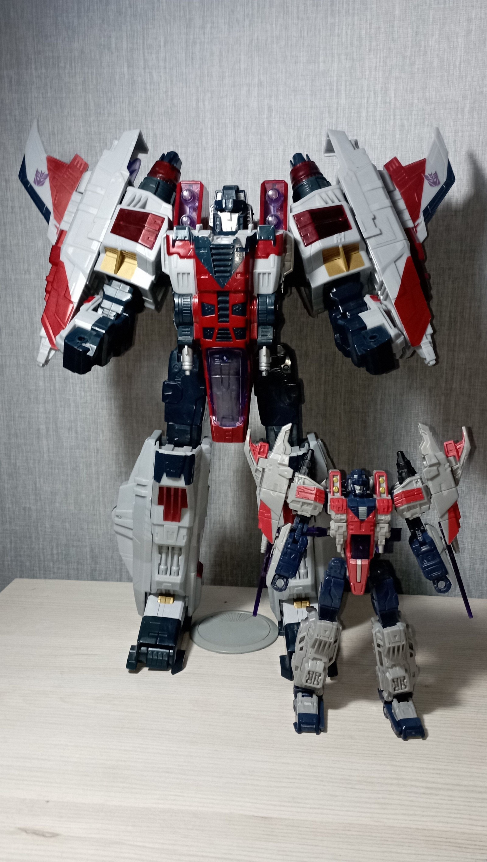 Transformers News: In Hand Images of Legacy Sandstorm, Cybertron Starscream, and Silverbolt Transformers News: In Hand Images of Legacy Sandstorm, Cybertron Starscream, and Silverbolt