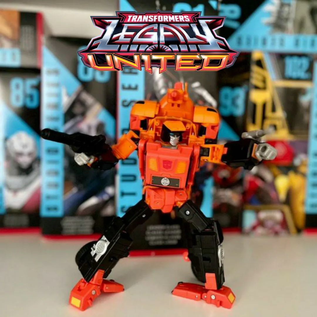 Transformers News: In Hand Images of Legacy Sandstorm, Cybertron Starscream, and Silverbolt Transformers News: In Hand Images of Legacy Sandstorm, Cybertron Starscream, and Silverbolt
