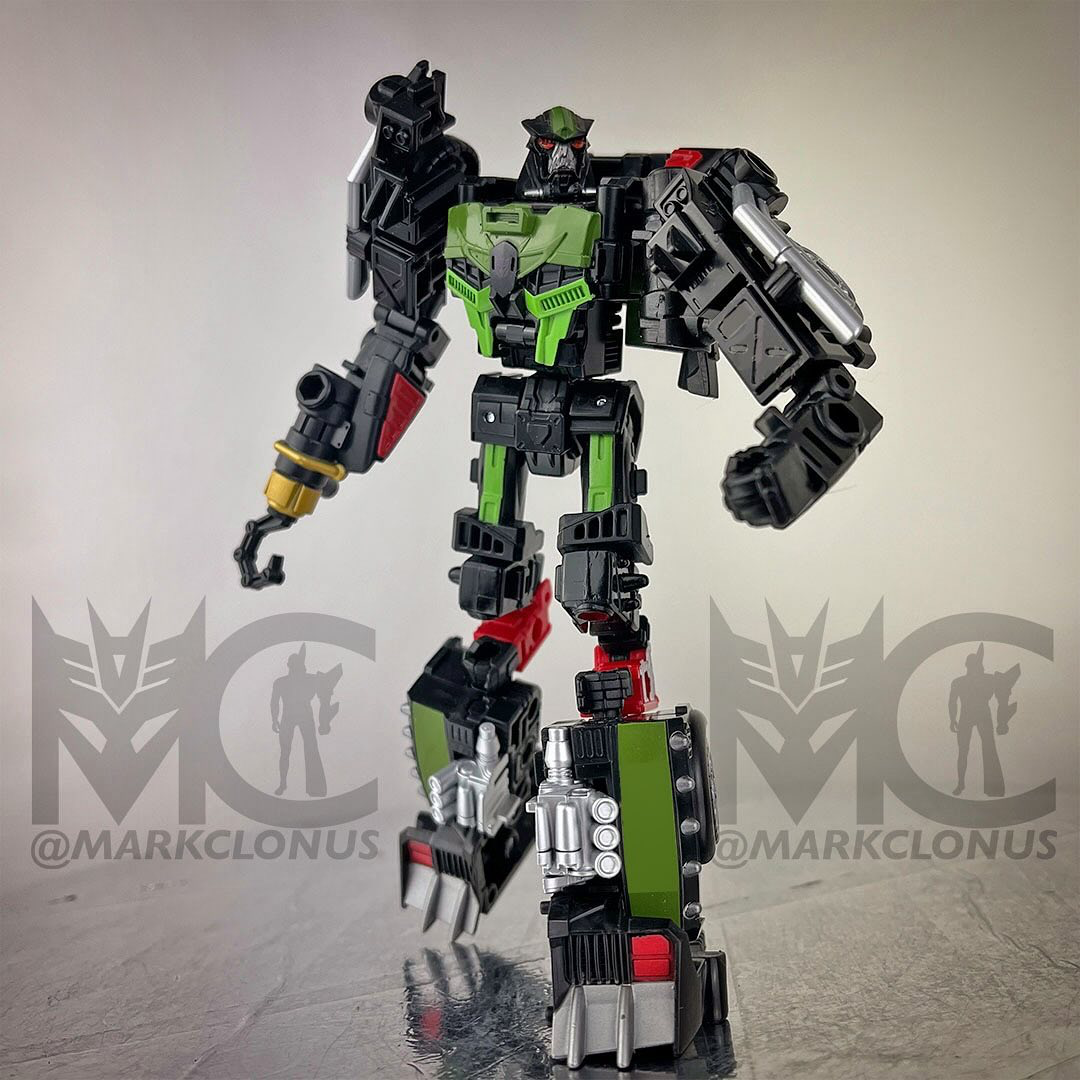 Transformers News: Images Showing Final Deco for Legacy Lockdown + More Images of Star Raiders and Road Pig Sneak Peek