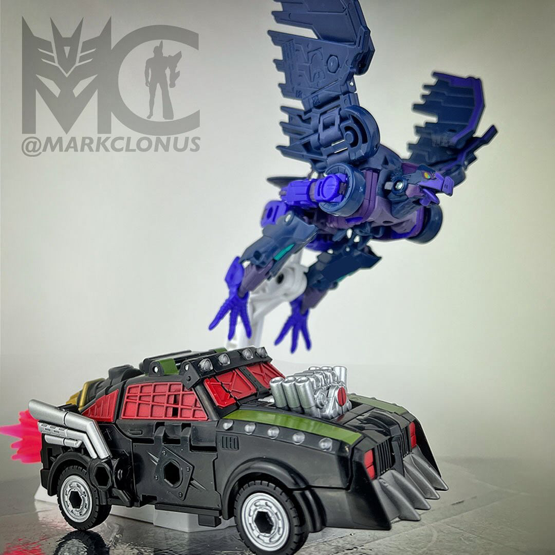Transformers News: Images Showing Final Deco for Legacy Lockdown + More Images of Star Raiders and Road Pig Sneak Peek
