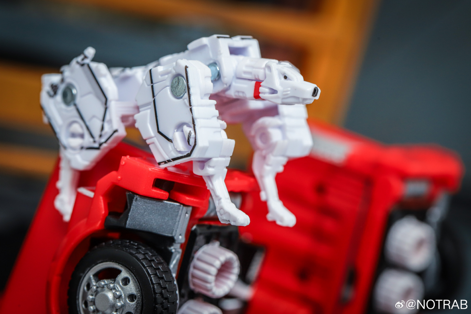 Transformers News: In Hand Images of Legacy United Tidal Wave, Magmatron and More Transformers News: In Hand Images of Legacy United Tidal Wave, Magmatron and More