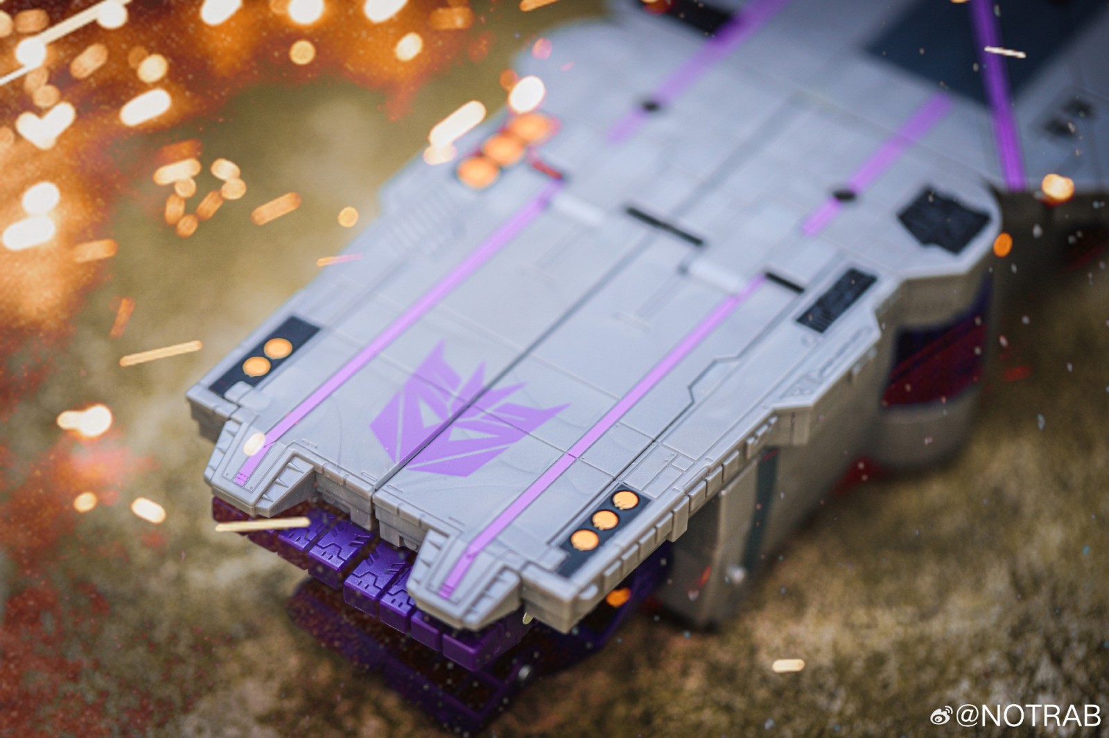 Transformers News: In Hand Images of Legacy United Tidal Wave, Magmatron and More Transformers News: In Hand Images of Legacy United Tidal Wave, Magmatron and More