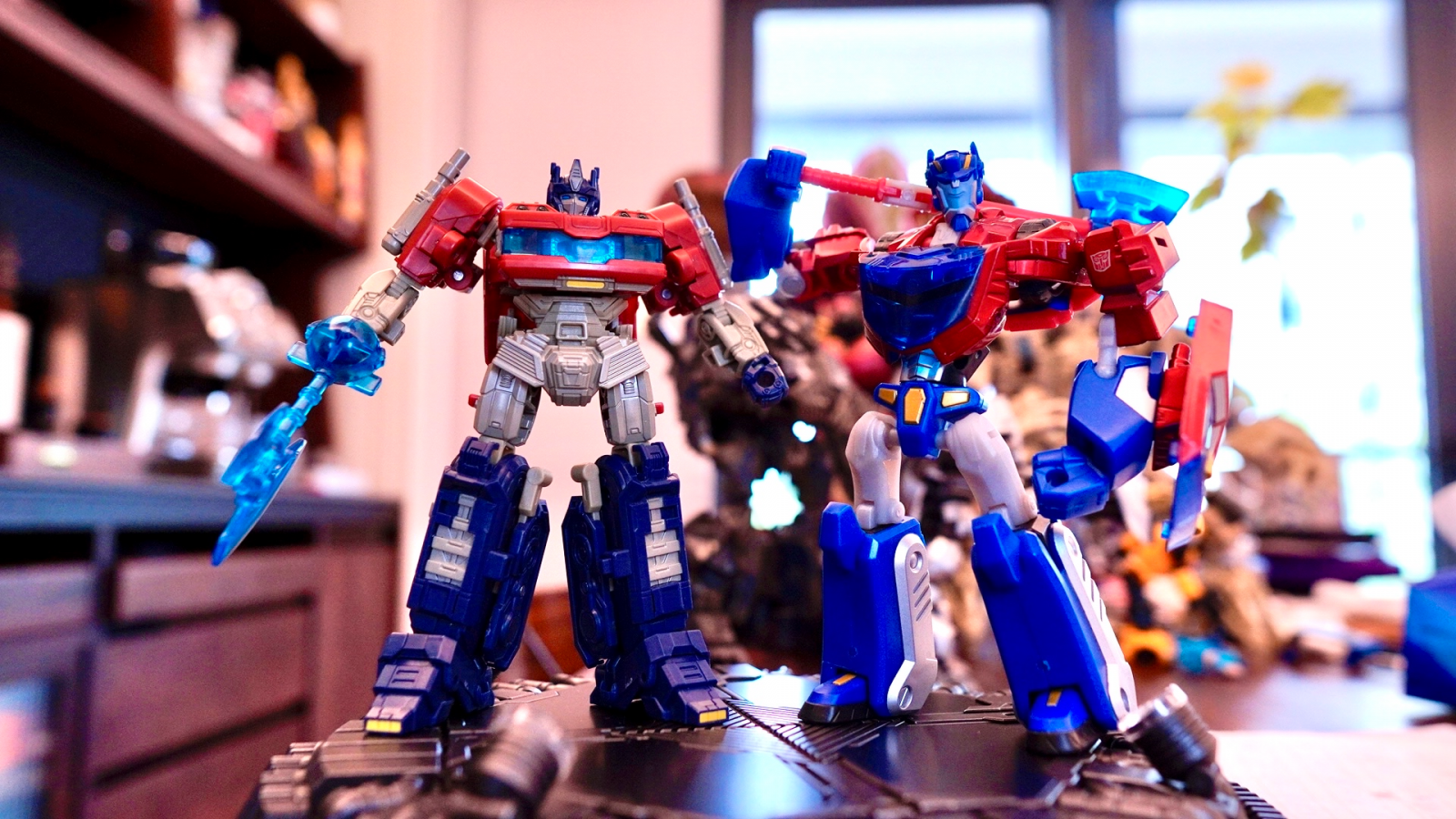 Transformers News: Size Comparisons for Studio Series Transformers One Optimus Prime Transformers News: Size Comparisons for Studio Series Transformers One Optimus Prime