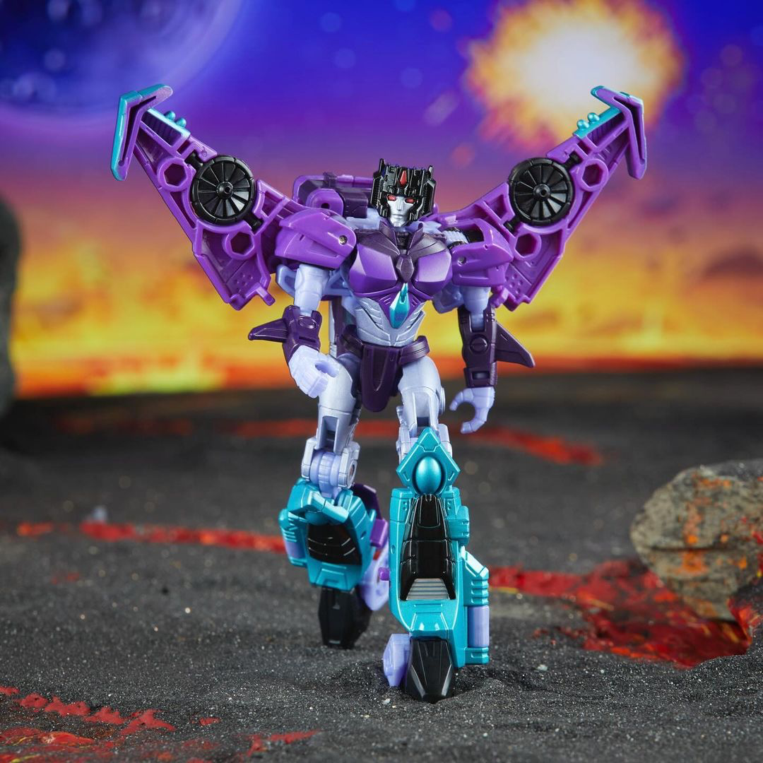 Transformers News: Deisgner Notes and Images for Legacy United Deluxe Slipstream and Quake Transformers News: Deisgner Notes and Images for Legacy United Deluxe Slipstream and Quake