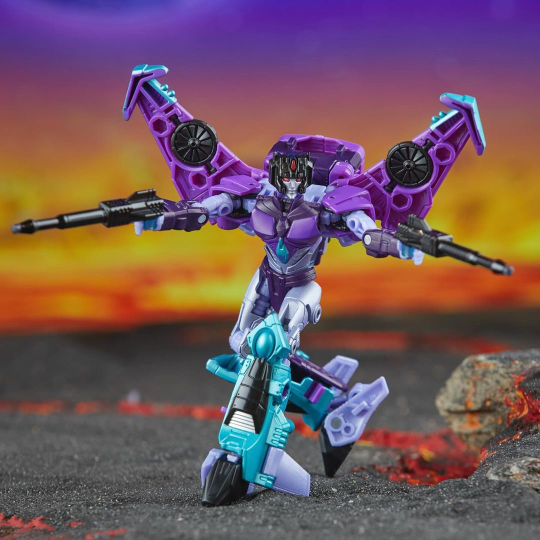 Transformers News: Deisgner Notes and Images for Legacy United Deluxe Slipstream and Quake Transformers News: Deisgner Notes and Images for Legacy United Deluxe Slipstream and Quake
