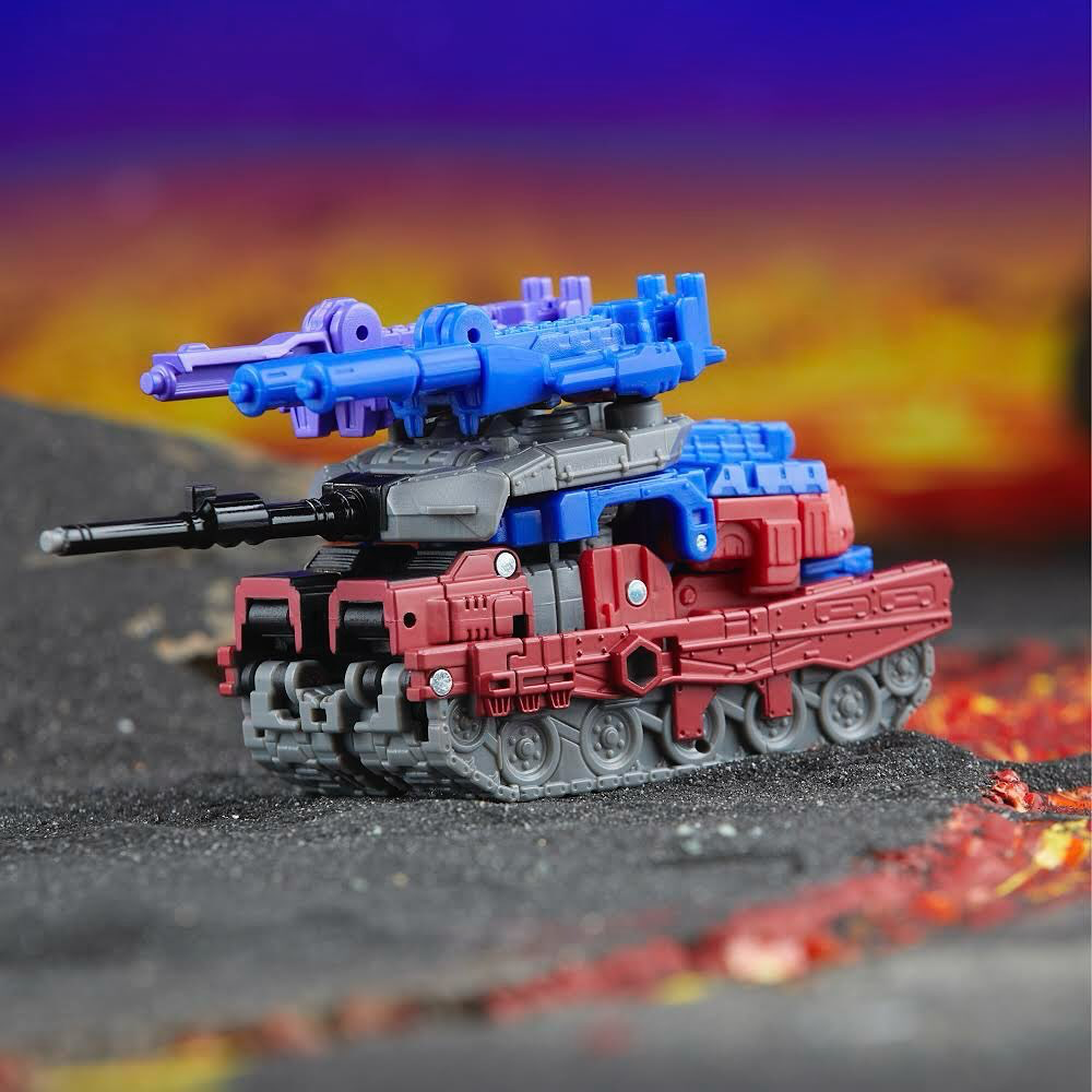 Transformers News: Deisgner Notes and Images for Legacy United Deluxe Slipstream and Quake Transformers News: Deisgner Notes and Images for Legacy United Deluxe Slipstream and Quake