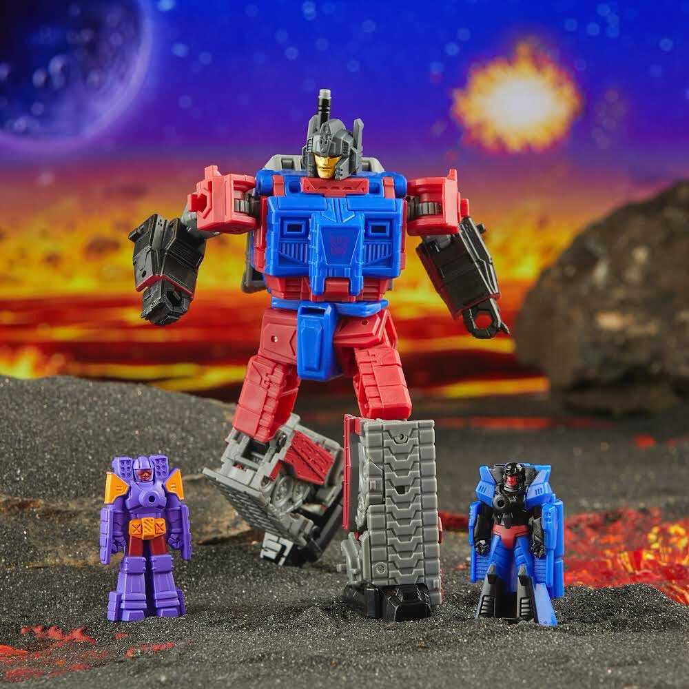Transformers News: Deisgner Notes and Images for Legacy United Deluxe Slipstream and Quake Transformers News: Deisgner Notes and Images for Legacy United Deluxe Slipstream and Quake