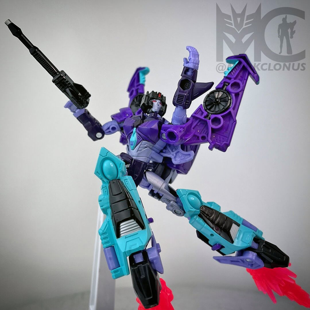 Transformers News: Deisgner Notes and Images for Legacy United Deluxe Slipstream and Quake Transformers News: Deisgner Notes and Images for Legacy United Deluxe Slipstream and Quake