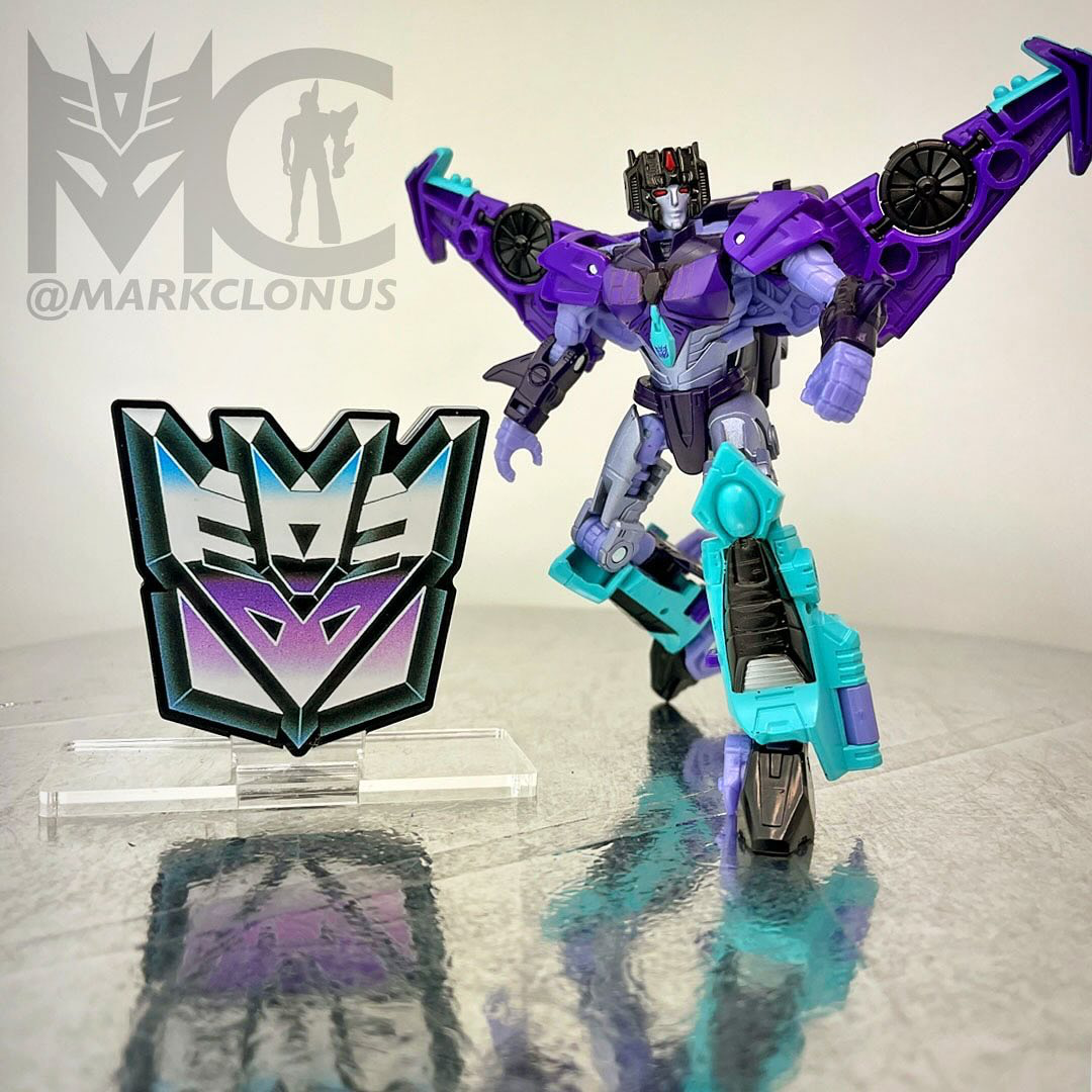 Transformers News: Deisgner Notes and Images for Legacy United Deluxe Slipstream and Quake Transformers News: Deisgner Notes and Images for Legacy United Deluxe Slipstream and Quake