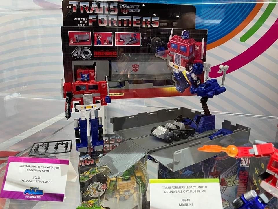Transformers News: 40th Anniversary G1 Optimus Prime Reissue in Cartoon Colors Among Reveals at SDCC Preview Night Transformers News: 40th Anniversary G1 Optimus Prime Reissue in Cartoon Colors Among Reveals at SDCC Preview Night
