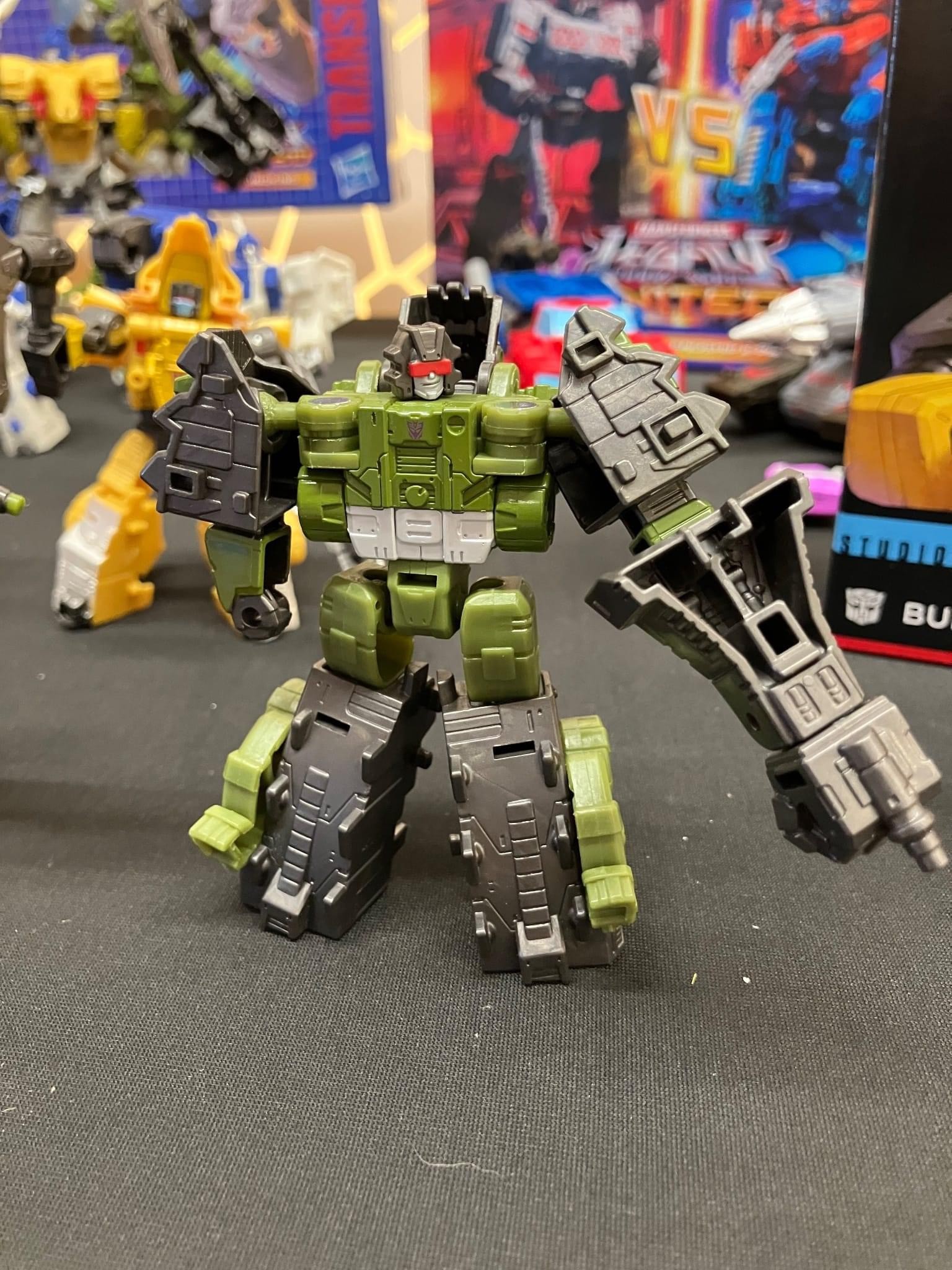 Transformers News: SDCC Transformers Reveals Include KITT Collab, SS TF One Megatron, WFC Ratchet, Dinoking, Overcharge Transformers News: SDCC Transformers Reveals Include KITT Collab, SS TF One Megatron, WFC Ratchet, Dinoking, Overcharge