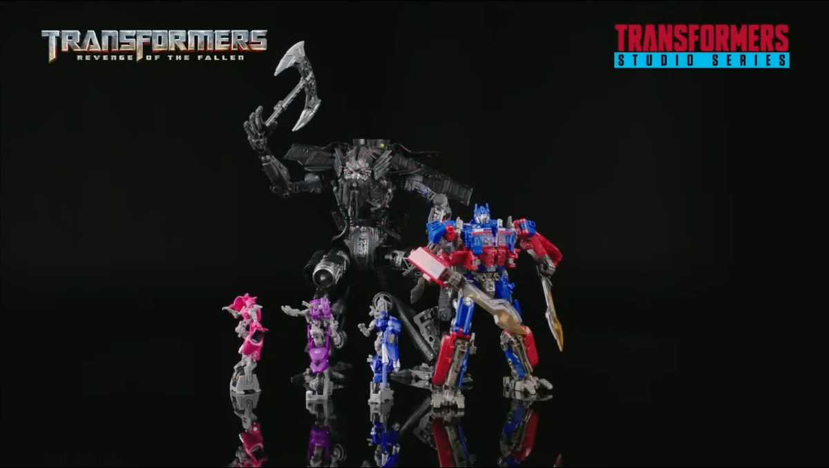 Transformers News: SDCC Transformers Reveals Include KITT Collab, SS TF One Megatron, WFC Ratchet, Dinoking, Overcharge Transformers News: SDCC Transformers Reveals Include KITT Collab, SS TF One Megatron, WFC Ratchet, Dinoking, Overcharge