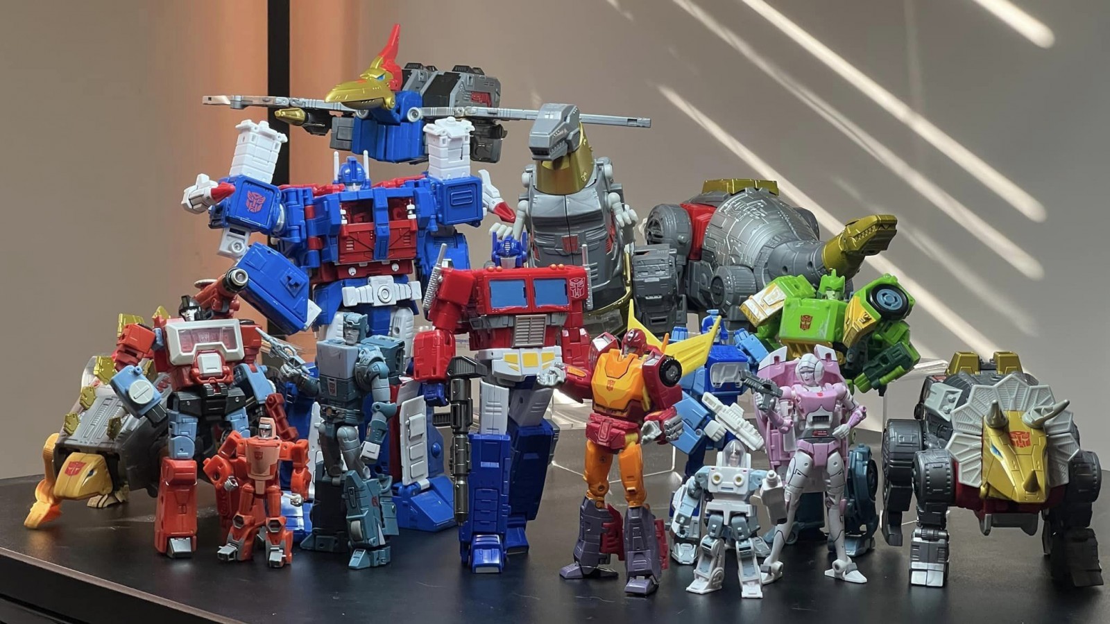 Transformers News: Review and In Hand Images of Commander Class Studio Series 86 Optimus Prime Showing Scale