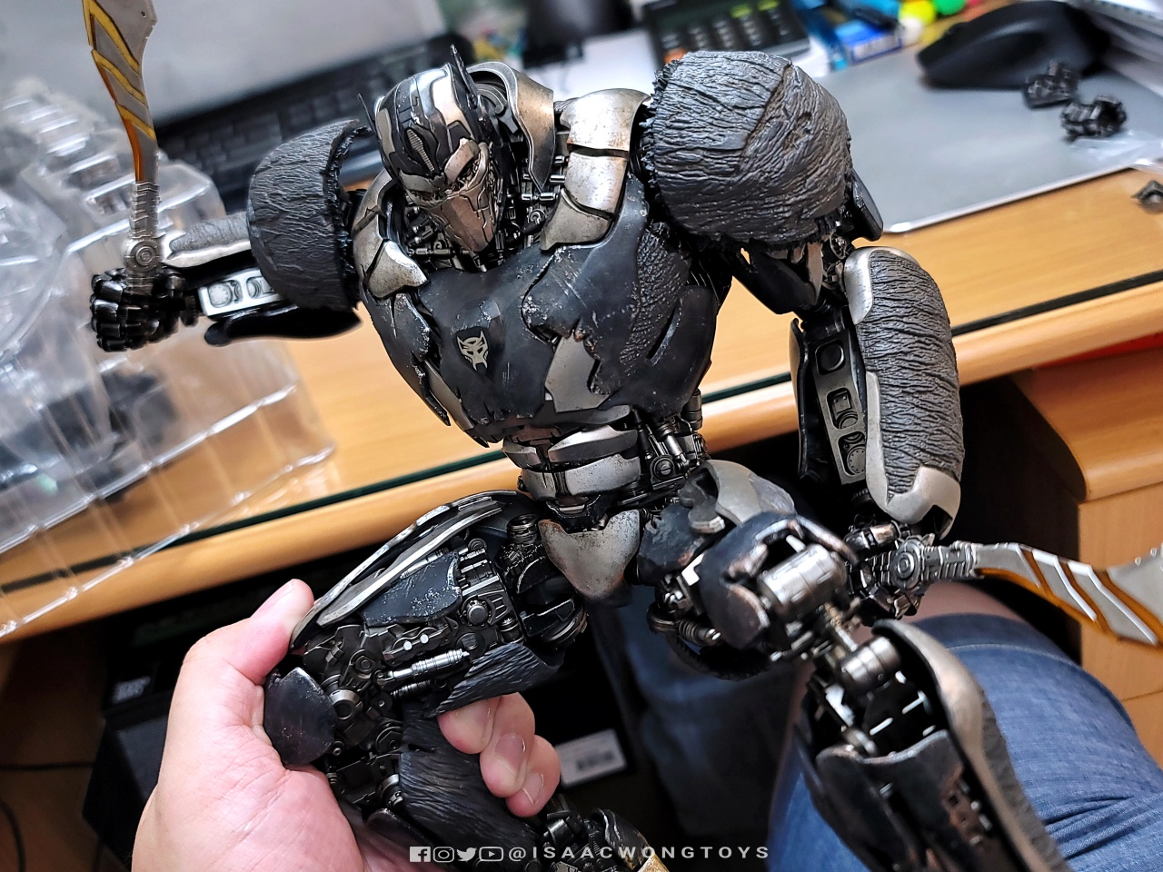 Transformers News: Soon to Release ThreeZero DLX ROTB Optimus Primal Includes an Accurate Mouth + Review Transformers News: Soon to Release ThreeZero DLX ROTB Optimus Primal Includes an Accurate Mouth + Review
