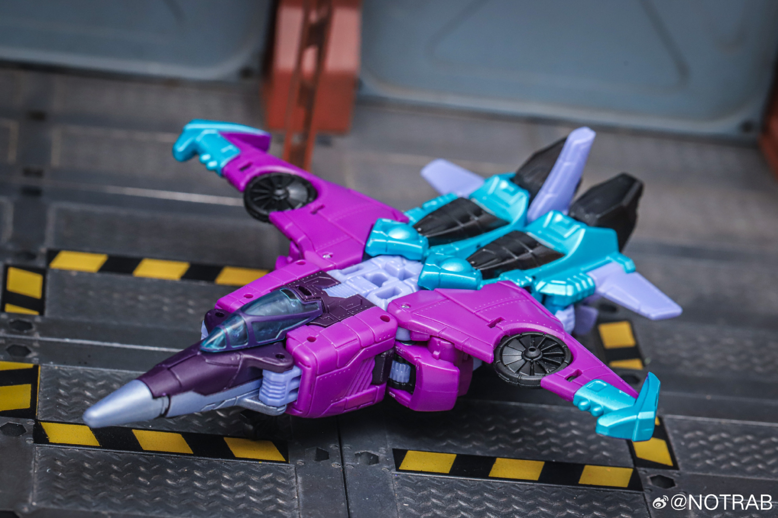 Transformers News: In Hand and Official Images of Transformers Legacy United Wave 4 Figures