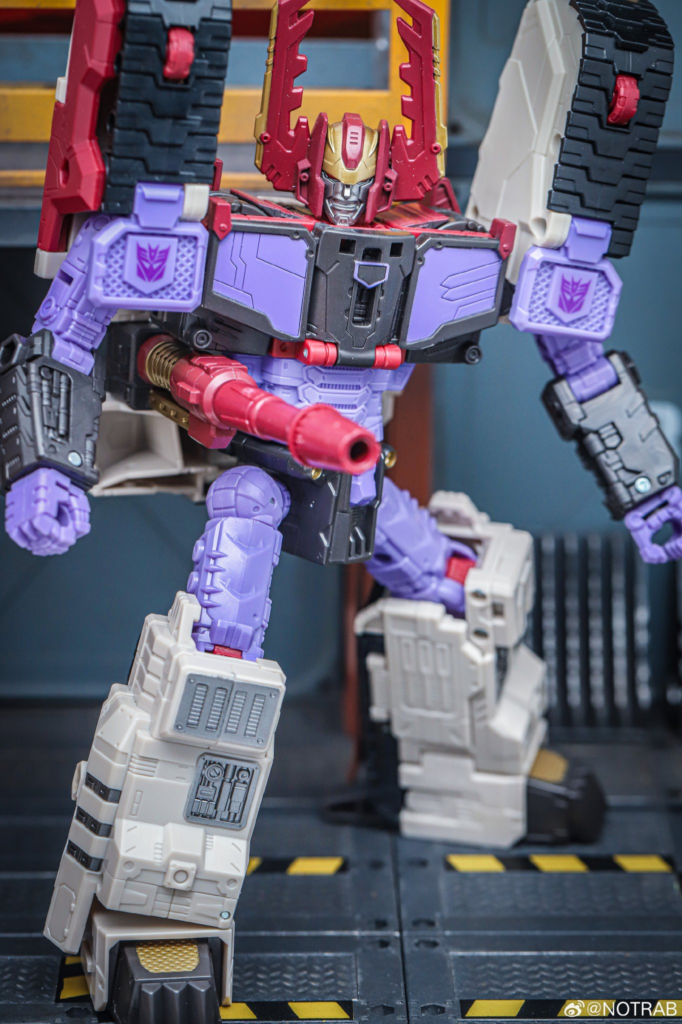 Transformers News: In Hand and Official Images of Transformers Legacy United Wave 4 Figures
