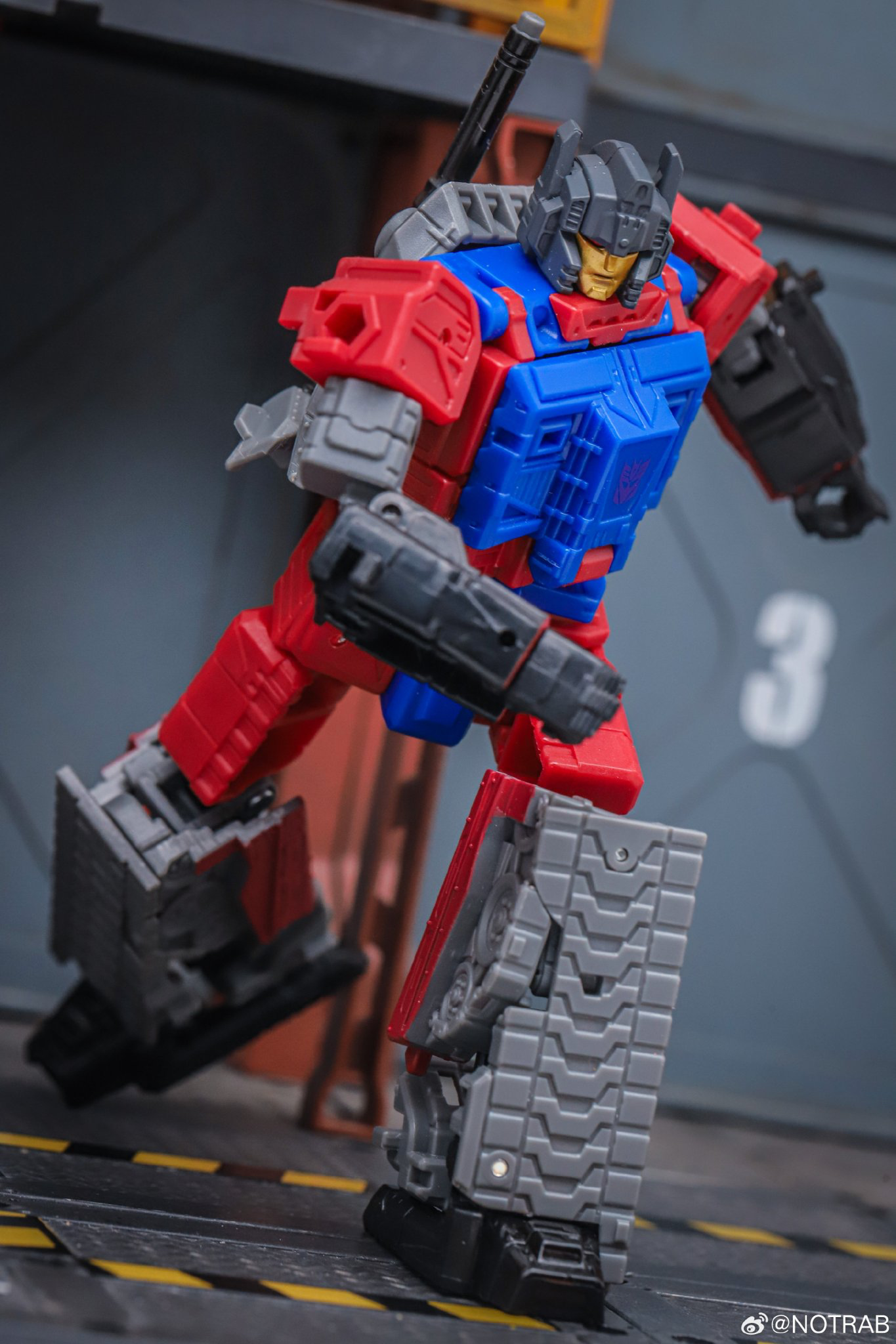 Transformers News: In Hand and Official Images of Transformers Legacy United Wave 4 Figures