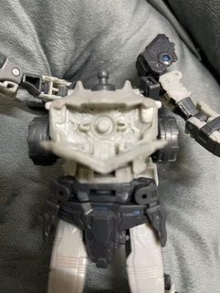 Transformers News: Images of Transformers: Age of the Primes Prima and Armada Red Alert
