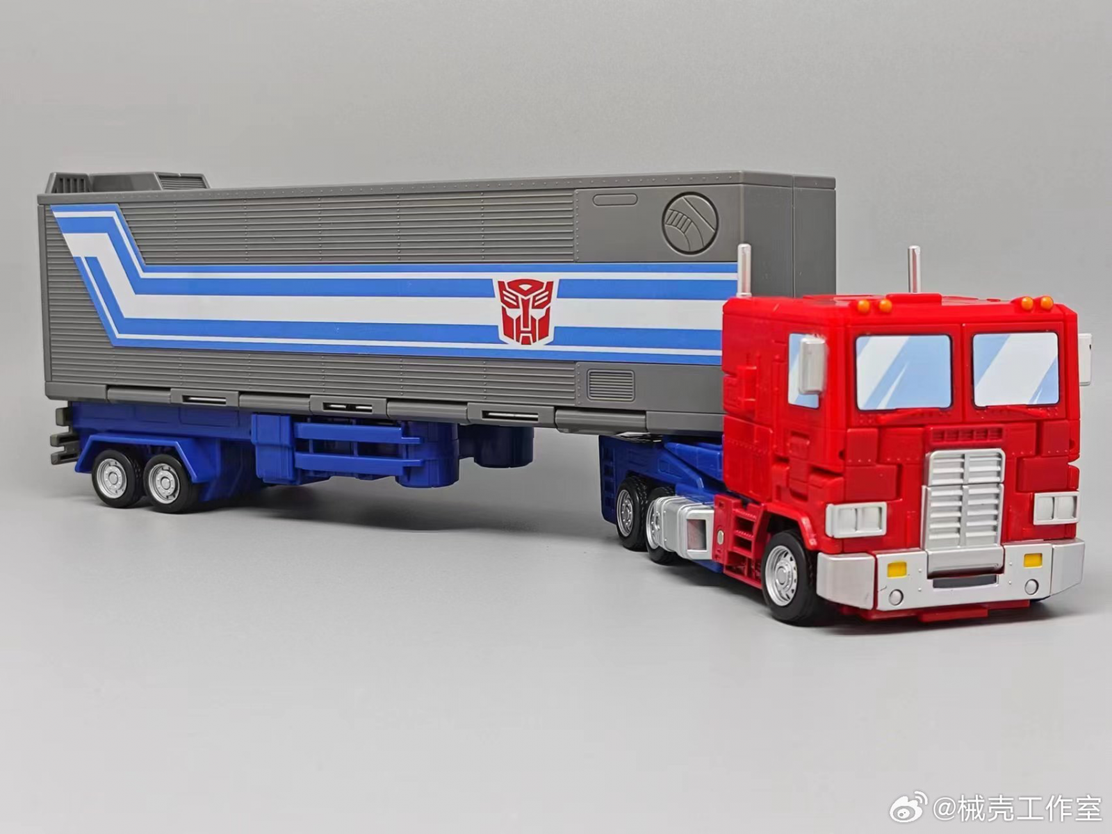 Transformers News: 3 Big Ticket Transformers Exclusives Possibly Coming out of Cybertron Con 2024 Transformers News: 3 Big Ticket Transformers Exclusives Possibly Coming out of Cybertron Con 2024