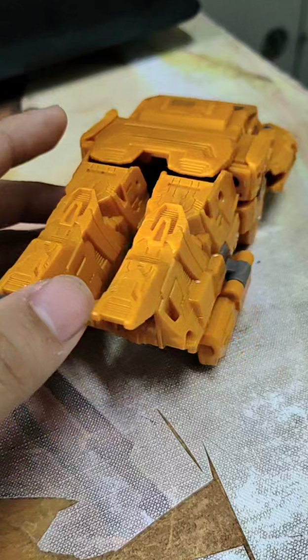 Transformers News: More Images of Transformers Age of the Primes Prima Prototype