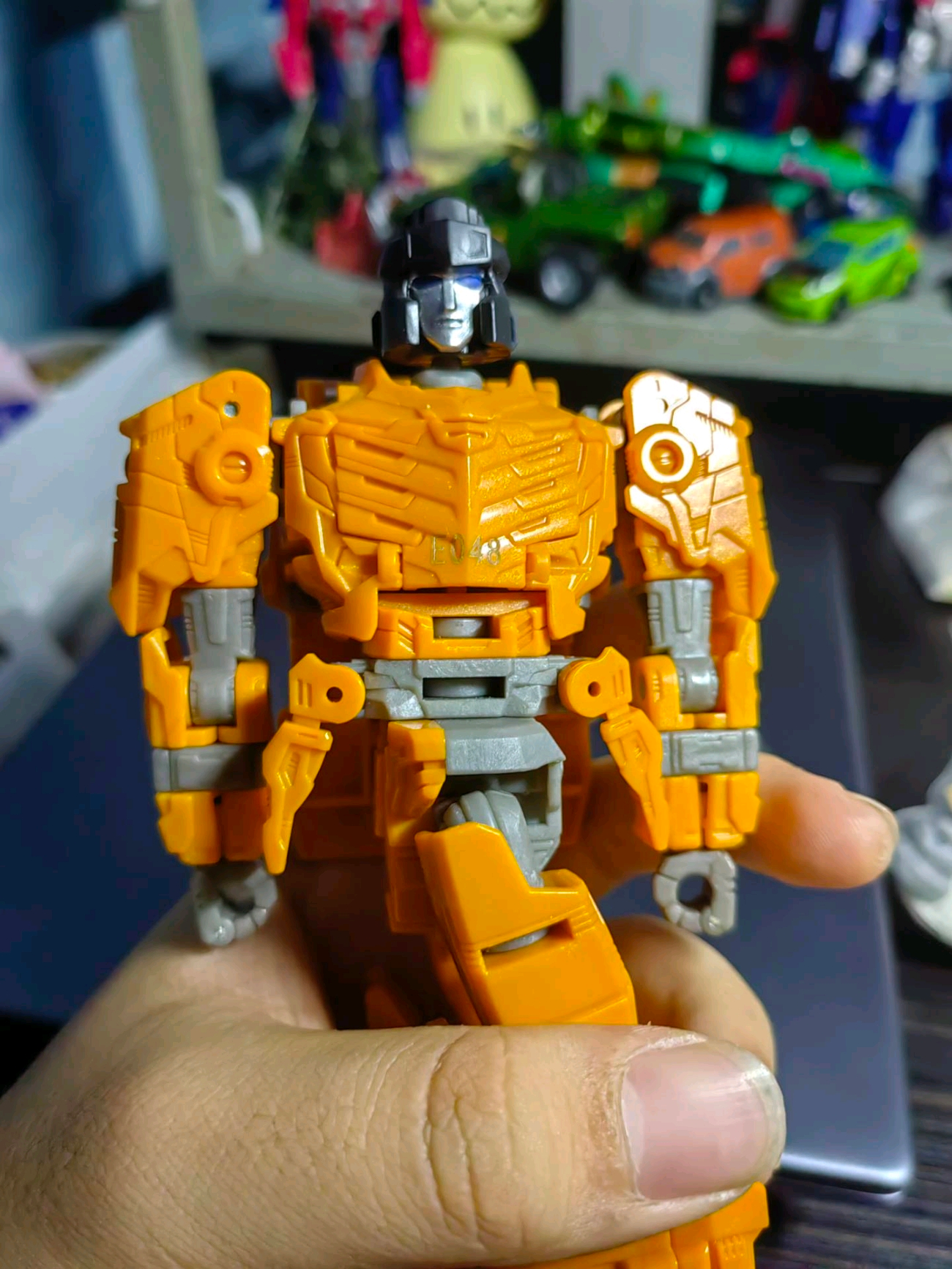 Transformers News: More Images of Transformers Age of the Primes Prima Prototype