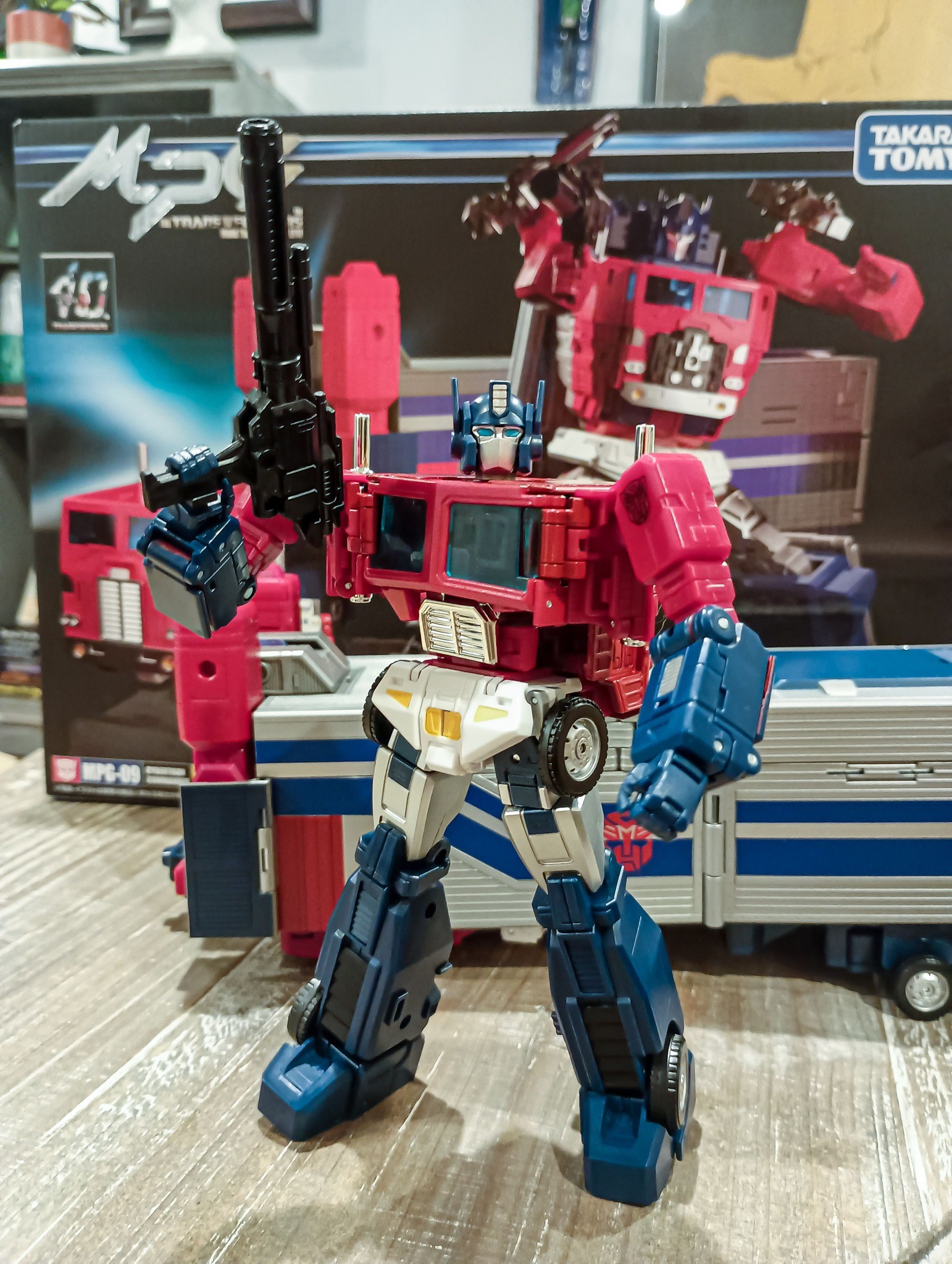 Transformers News: Images and Reviews of Transformers Masterpiece Ginrai Figures + Breakage Warning Transformers News: Images and Reviews of Transformers Masterpiece Ginrai Figures + Breakage Warning