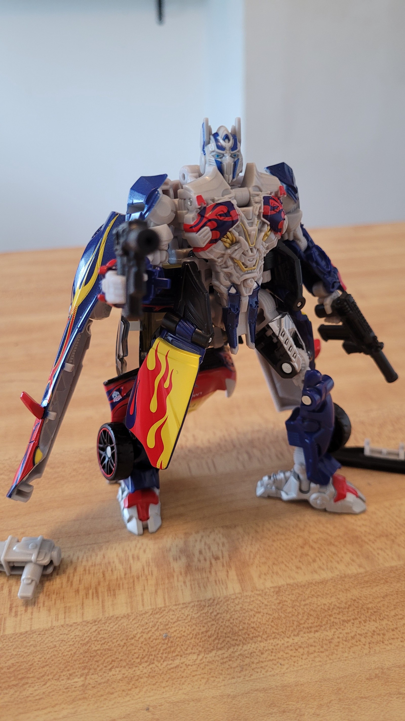 Transformers News: Pictorial Review of Exclusive Bingo Sports Optimus Prime + Breakage Warning
