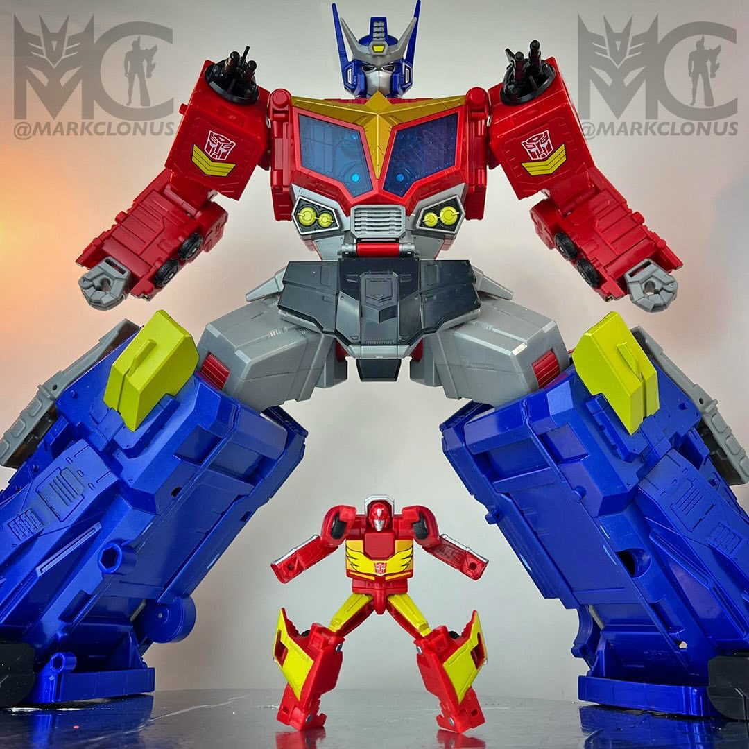 Transformers News: New Images for Transformers Age of the Primes Star Optimus Prime Transformers News: New Images for Transformers Age of the Primes Star Optimus Prime