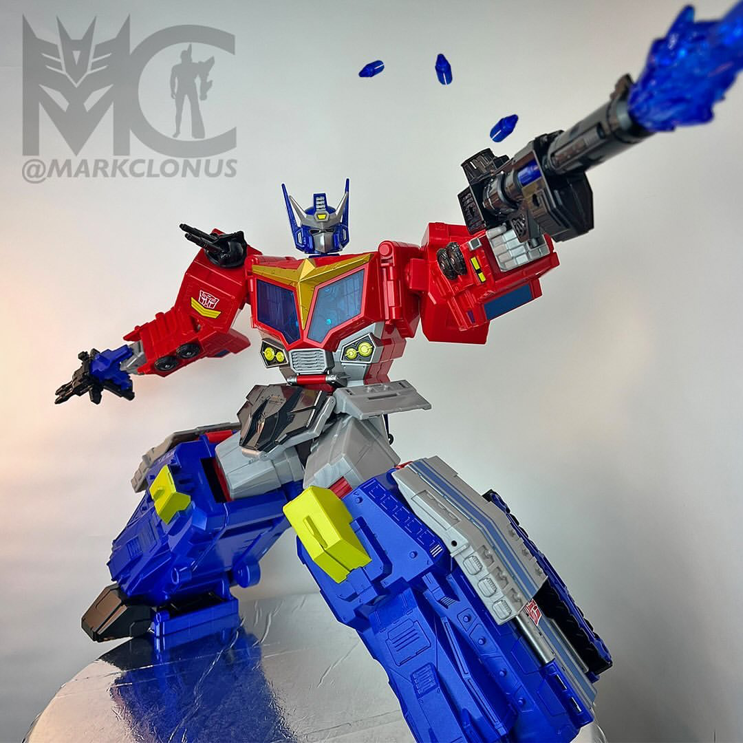 Transformers News: New Images for Transformers Age of the Primes Star Optimus Prime Transformers News: New Images for Transformers Age of the Primes Star Optimus Prime