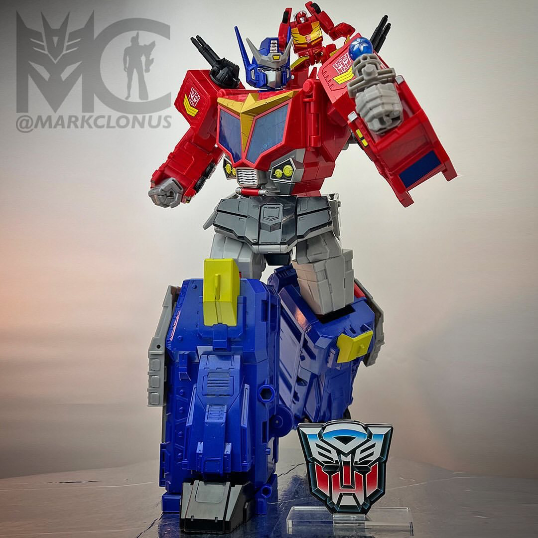 Transformers News: New Images for Transformers Age of the Primes Star Optimus Prime Transformers News: New Images for Transformers Age of the Primes Star Optimus Prime