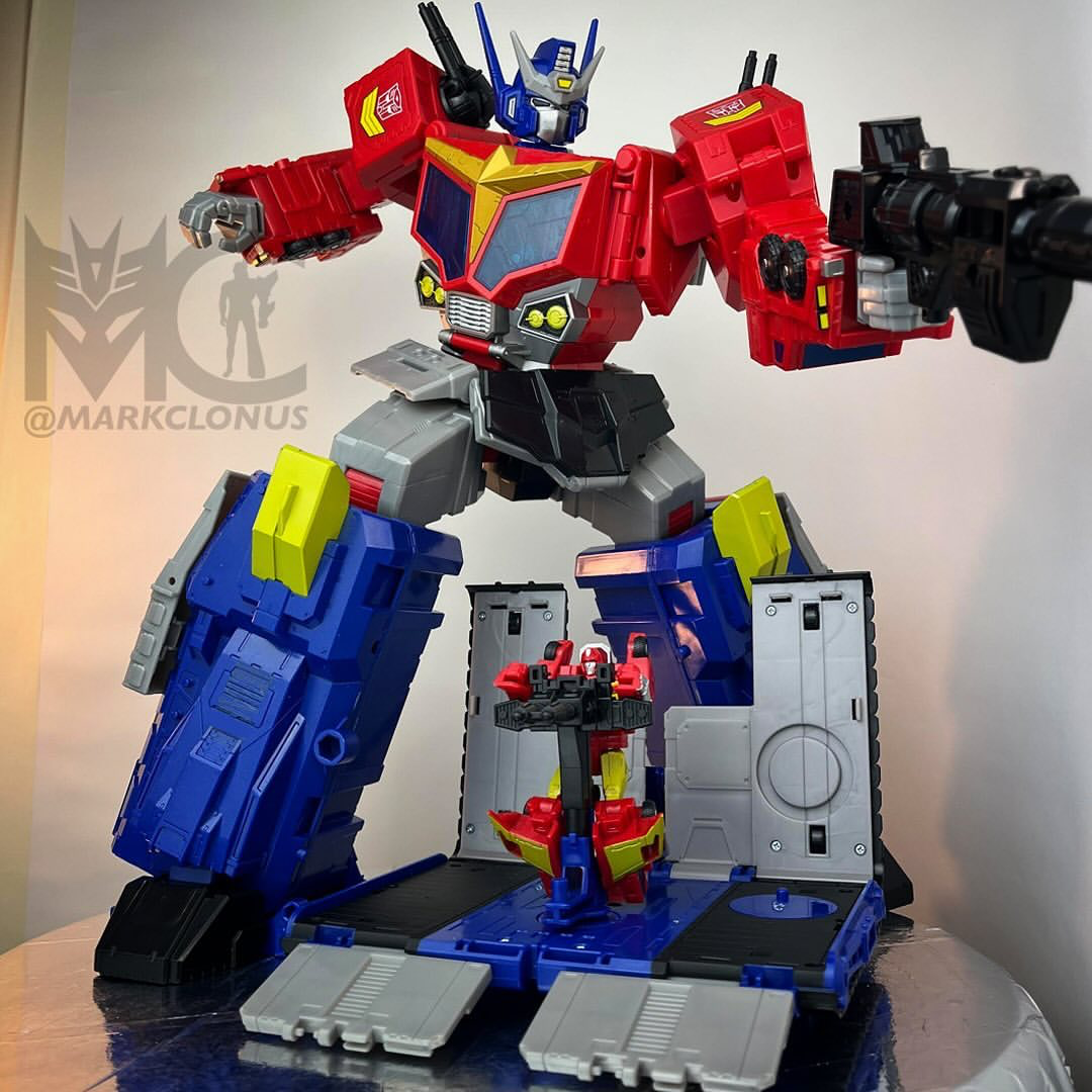 Transformers News: New Images for Transformers Age of the Primes Star Optimus Prime Transformers News: New Images for Transformers Age of the Primes Star Optimus Prime