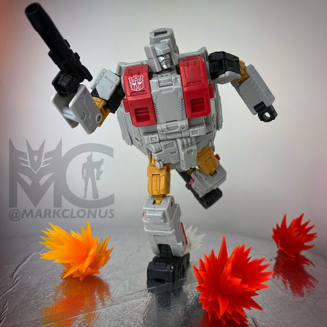 Transformers News: New Images for Transformers Age of the Primes Star Optimus Prime Transformers News: New Images for Transformers Age of the Primes Star Optimus Prime