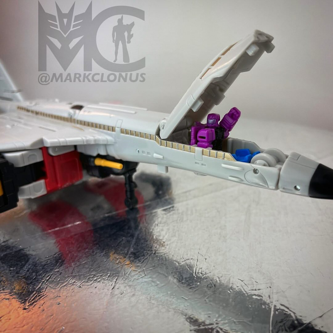 Transformers News: New Images for Transformers Age of the Primes Star Optimus Prime Transformers News: New Images for Transformers Age of the Primes Star Optimus Prime